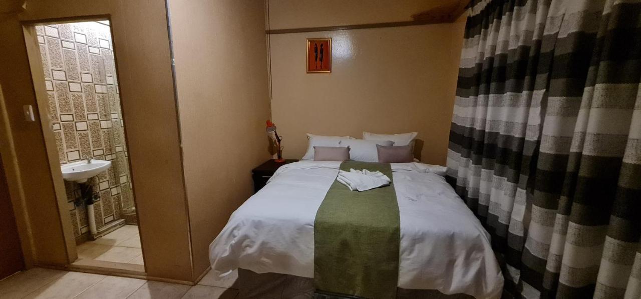 My House Guest House Pretoria-Noord Εξωτερικό φωτογραφία