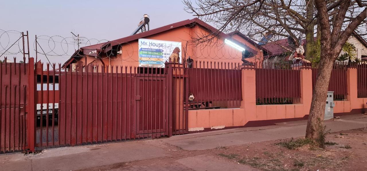 My House Guest House Pretoria-Noord Εξωτερικό φωτογραφία