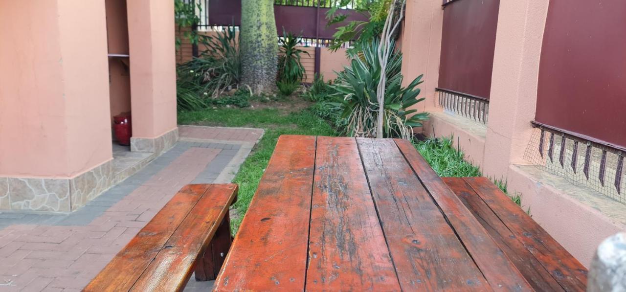 My House Guest House Pretoria-Noord Εξωτερικό φωτογραφία