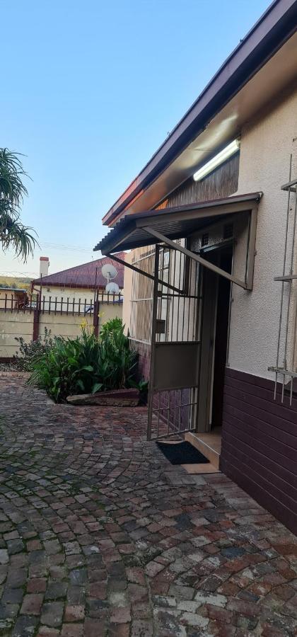 My House Guest House Pretoria-Noord Εξωτερικό φωτογραφία